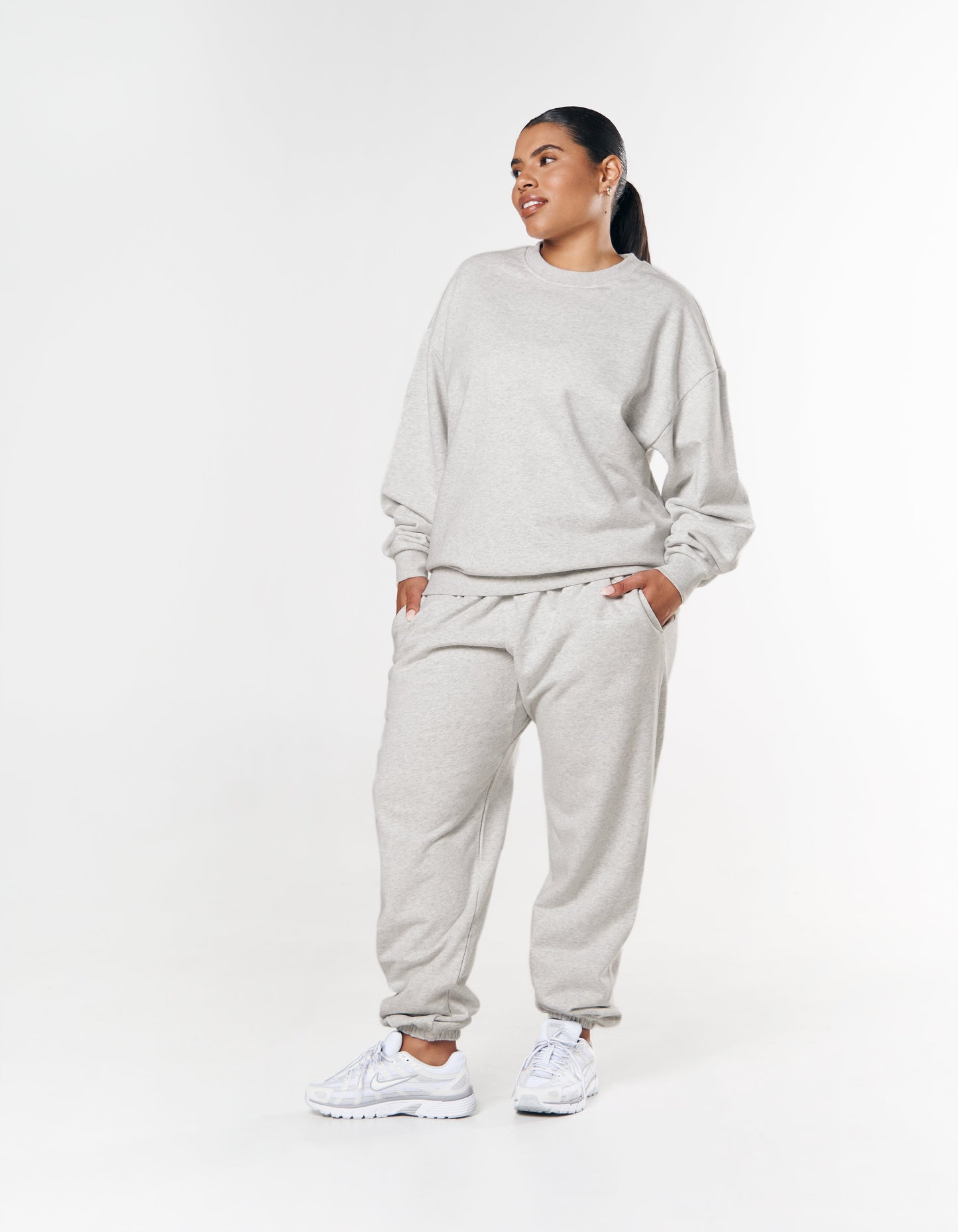 Essential Jogger - Grey Marle